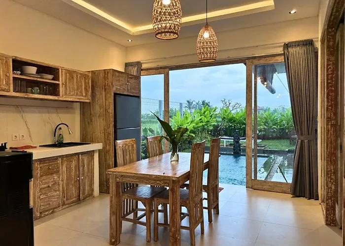 Villa Hanoman - Serene 2br Rice Fields Hideaway Ubud