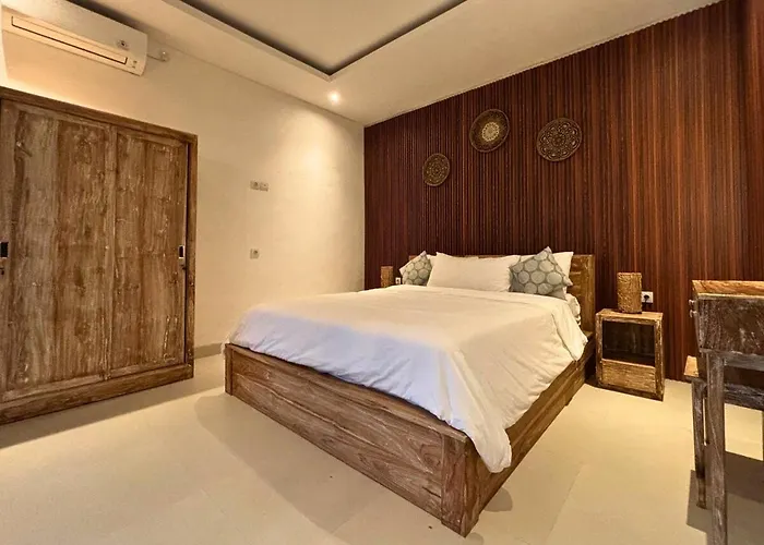 Villa Hanoman - Serene 2br Rice Fields Hideaway *
